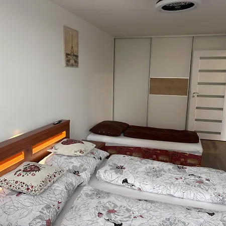 Feel Like Apartment *
