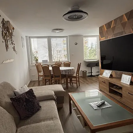 Feel Like Apartment *